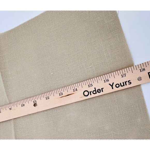 Zweigart 28 Ct Cashel Linen 18 X 12 Needlework Cross Stitch Fabric SUMMER KHAKI - Picture 4 of 5